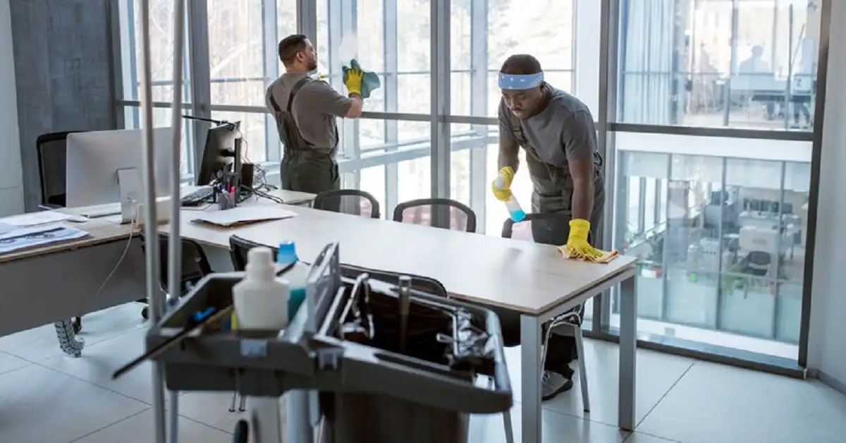 How Commercial Cleaning Supports Phoenix Workplaces in a Desert Environment